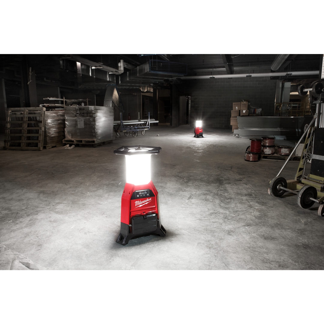 MILWAUKEE Akku-Bauleuchte M18 ONESLDP-0 9.000 Lumen solo