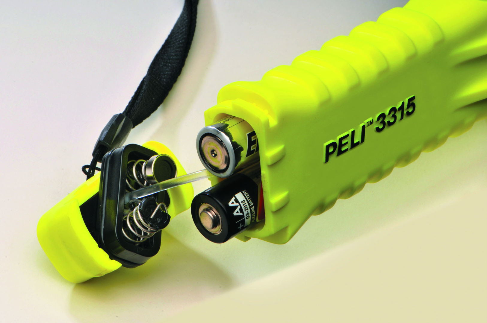 PELI LED Taschenlampe EX geschützt 3315 ZO  LED Flashlight, 138 Lumen